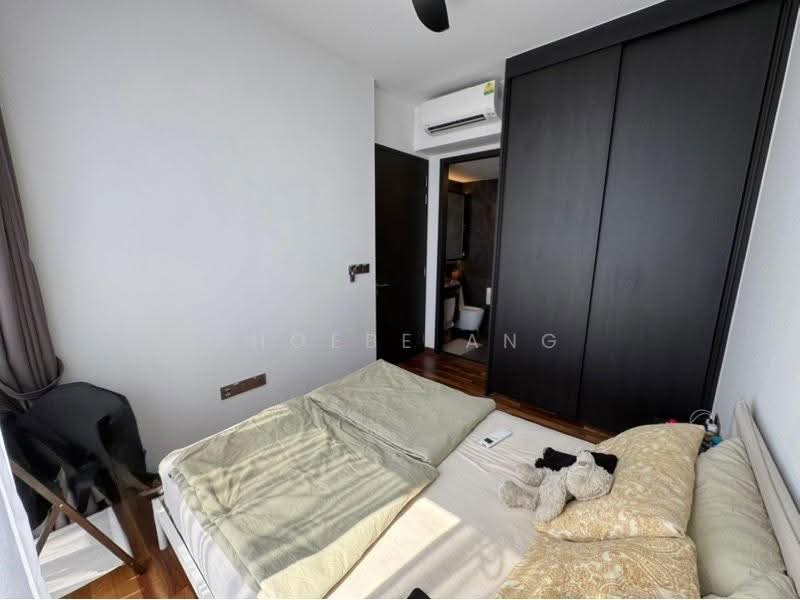 Hyll on Holland, 99 Holland Road, Tanglin / Holland / Bukit Timah, 2 Bedrooms, 721 sqft, Condominium For Sale, by Phoebe Ang, 500266387 - PropertyGuru.com.sg