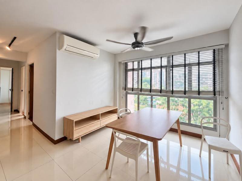 460 Segar Road, 460 Segar Road, Dairy Farm / Bukit Panjang / Choa Chu Kang, 3 Bedrooms, 1,001 sqft, HDB Flat For Sale, by Michelle Koo, 500266393 - Living Room - PropertyGuru.com.sg
