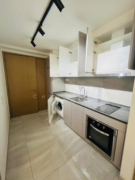 High Park Residences, 27 Fernvale Road, Seletar / Yio Chu Kang, 2 Bedrooms, 581 sqft, Condominium For Rent, by Christine Lim, 500266398 - Kitchen - PropertyGuru.com.sg