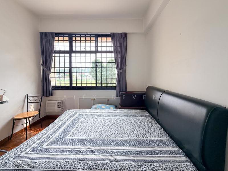 Grande Vista, 10 Cactus Drive, Seletar / Yio Chu Kang, 3 Bedrooms, 1,367 sqft, Condominium For Sale, by Alex Deven, 500266403 - Bedroom - PropertyGuru.com.sg