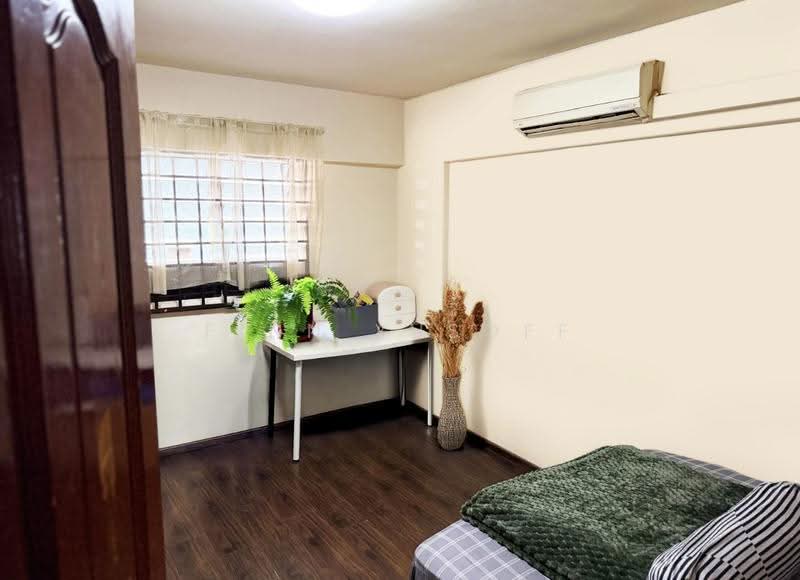 319 Ang Mo Kio Avenue 1, 319 Ang Mo Kio Avenue 1, Ang Mo Kio / Bishan / Thomson, 3 Bedrooms, 785 sqft, HDB Flat For Sale, by Finn Yusoff, 500266408 - Bedroom - PropertyGuru.com.sg