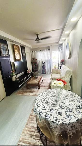 319 Ang Mo Kio Avenue 1, 319 Ang Mo Kio Avenue 1, Ang Mo Kio / Bishan / Thomson, 3 Bedrooms, 785 sqft, HDB Flat For Sale, by Finn Yusoff, 500266408 - Living Room - PropertyGuru.com.sg