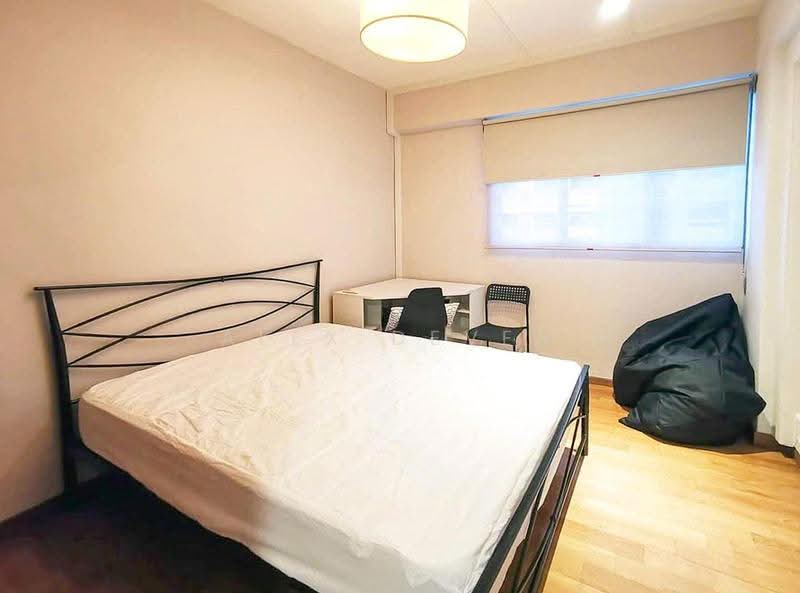 262 Waterloo Street, 262 Waterloo Street, Beach Road / Bugis / Rochor, 3 Bedrooms, 882 sqft, HDB Flat For Sale, by Alex Deven, 500266410 - Bedroom - PropertyGuru.com.sg