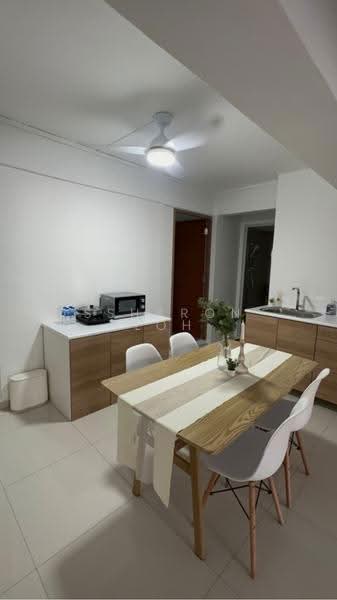 People's Park Complex, 1 Park Road, Boat Quay / Raffles Place / Marina, 6 Bedrooms, 1,120 sqft, Apartment For Rent, by Ssharon Loh, 500266414 - PropertyGuru.com.sg