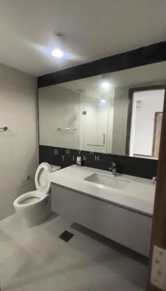 River Isles, Punggol Central, Hougang / Punggol / Sengkang, 2 Bedrooms, 753 sqft, Condominium For Rent, by Bryan Tian, 500266424 - Bathroom - PropertyGuru.com.sg