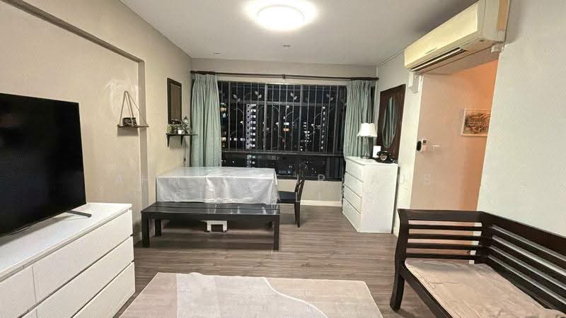 438B Sengkang West Avenue, 438B Sengkang West Avenue, Seletar / Yio Chu Kang, 3 Bedrooms, 1,012 sqft, HDB Flat For Sale, by Ahmad Firdaus Bin Alias, 500266426 - Living Room - PropertyGuru.com.sg