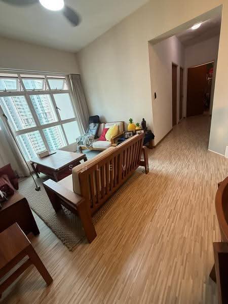 10B Boon Tiong Road, 10B Boon Tiong Road, Alexandra / Commonwealth, Room Rental, 100 sqft, HDB Flat For Rent, by Ashley Ho, 500266427 - Living Room - PropertyGuru.com.sg