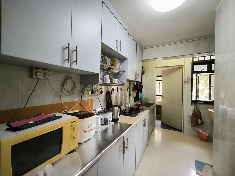 70 Lorong 4 Toa Payoh, 70 Lorong 4 Toa Payoh, Balestier / Toa Payoh, 2 Bedrooms, 667 sqft, HDB Flat For Rent, by Alan Wee, 500266431 - Kitchen - PropertyGuru.com.sg