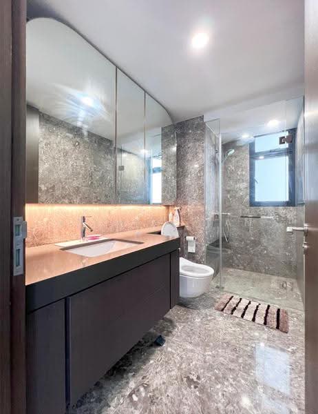 Avenue South Residence, 1 Silat Avenue, Alexandra / Commonwealth, 4 Bedrooms, 1,496 sqft, Condominium For Sale, by Jasmine Tan P H, 500266434 - Bathroom - PropertyGuru.com.sg