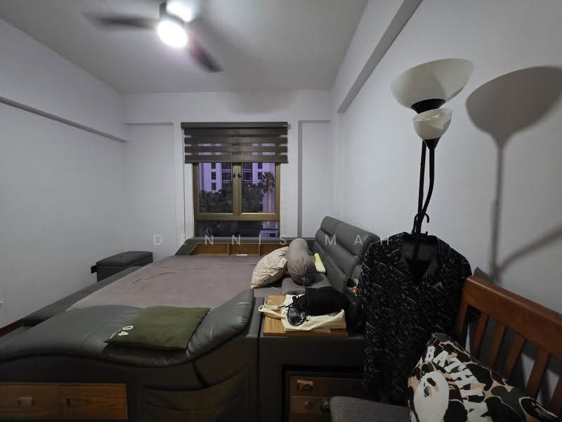 Parkview Apartments, 3 Bukit Batok Street 25, Dairy Farm / Bukit Panjang / Choa Chu Kang, 3 Bedrooms, 1,119 sqft, Apartment For Sale, by Dennis Mah, 500266447 - Bedroom - PropertyGuru.com.sg