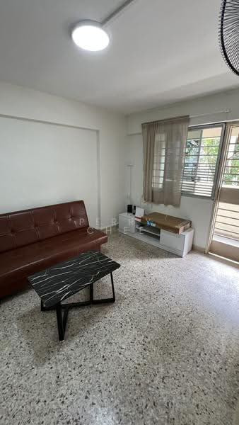 136 Jalan Bukit Merah, 136 Jalan Bukit Merah, Alexandra / Commonwealth, 2 Bedrooms, 635 sqft, HDB Flat For Sale, by Perry Chee, 500266463 - Living Room - PropertyGuru.com.sg