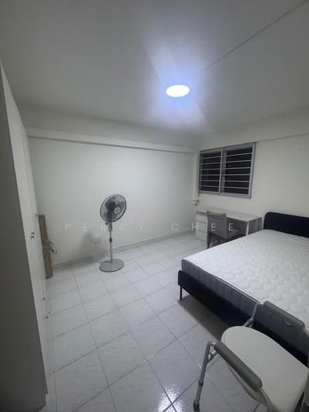 136 Jalan Bukit Merah, 136 Jalan Bukit Merah, Alexandra / Commonwealth, 2 Bedrooms, 635 sqft, HDB Flat For Sale, by Perry Chee, 500266463 - Bedroom - PropertyGuru.com.sg