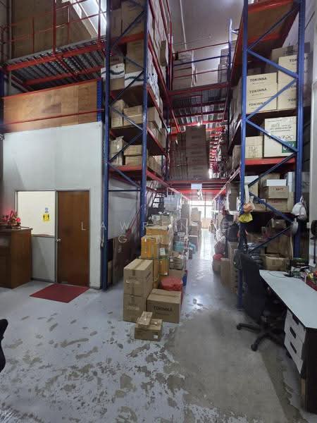 Enterprise Hub, 48 Toh Guan Road East, Boon Lay / Jurong / Tuas, 1,959 sqft, Factory / Workshop (B2) For Sale, by Lawrence Ng 黄启恒, 500266485 - Interior - CommercialGuru.com.sg