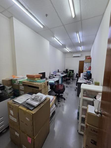Enterprise Hub, 48 Toh Guan Road East, Boon Lay / Jurong / Tuas, 1,959 sqft, Factory / Workshop (B2) For Sale, by Lawrence Ng 黄启恒, 500266485 - CommercialGuru.com.sg