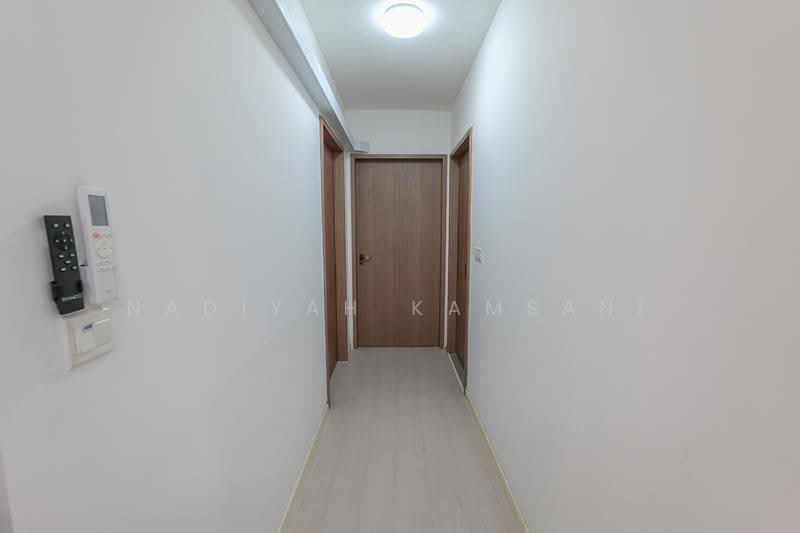 468B Bukit Batok West Avenue 9, 468B Bukit Batok West Avenue 9, Dairy Farm / Bukit Panjang / Choa Chu Kang, 2 Bedrooms, 732 sqft, HDB Flat For Sale, by Nadiyah Kamsani, 500266488 - Corridor - PropertyGuru.com.sg