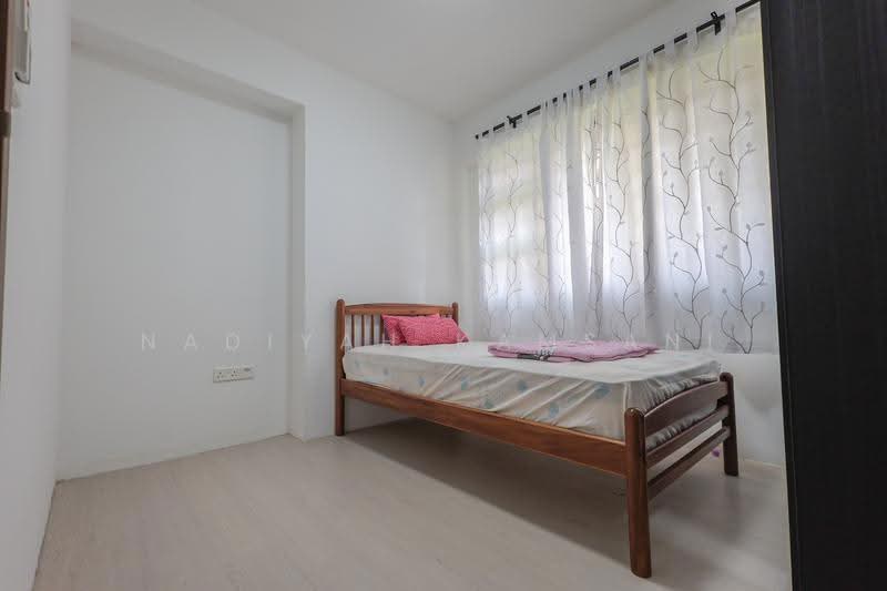 468B Bukit Batok West Avenue 9, 468B Bukit Batok West Avenue 9, Dairy Farm / Bukit Panjang / Choa Chu Kang, 2 Bedrooms, 732 sqft, HDB Flat For Sale, by Nadiyah Kamsani, 500266488 - Common Bedroom - PropertyGuru.com.sg