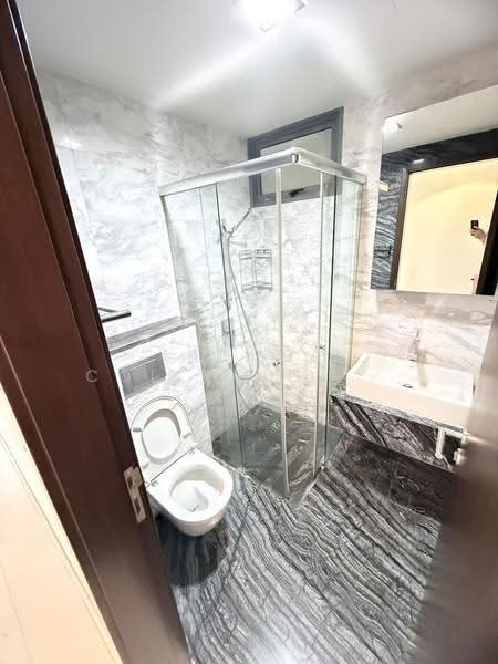 iResidences, 20 Irrawaddy Road, Balestier / Toa Payoh, Room Rental, 100 sqft, Condominium For Rent, by ling, 500266504 - Bathroom - PropertyGuru.com.sg