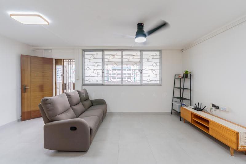 531 Hougang Avenue 6, 531 Hougang Avenue 6, Hougang / Punggol / Sengkang, 3 Bedrooms, 904 sqft, HDB Flat For Sale, by Philip Yap, 500266519 - Living Room - PropertyGuru.com.sg