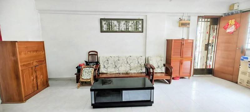 250 Jurong East Street 24, 250 Jurong East Street 24, Boon Lay / Jurong / Tuas, 3 Bedrooms, 1,012 sqft, HDB Flat For Sale, by Jose Loh Zhenhao, 500266521 - Living Room - PropertyGuru.com.sg