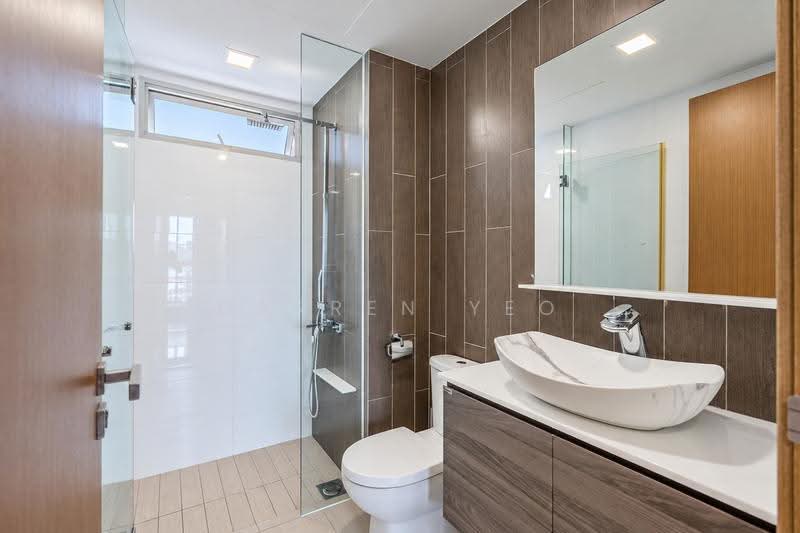 CityLife @ Tampines, 67 Tampines Central 7, Pasir Ris / Tampines, 3 Bedrooms, 1,195 sqft, Condominium For Sale, by Darren Yeo, 500266525 - Common Bathroom - PropertyGuru.com.sg