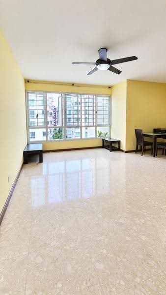 The Floravale, 238 Westwood Avenue, Boon Lay / Jurong / Tuas, 5 Bedrooms, 1,227 sqft, Condominium For Sale, by Delvin Ong, 500266533 - Living Room - PropertyGuru.com.sg