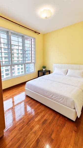 The Floravale, 238 Westwood Avenue, Boon Lay / Jurong / Tuas, 5 Bedrooms, 1,227 sqft, Condominium For Sale, by Delvin Ong, 500266533 - Bedroom - PropertyGuru.com.sg