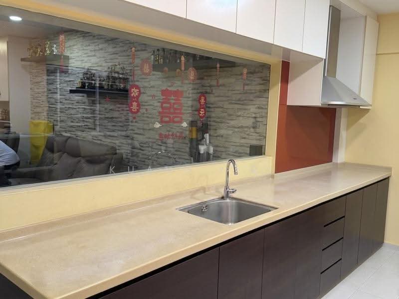 404 Jurong West Street 42, 404 Jurong West Street 42, Boon Lay / Jurong / Tuas, 3 Bedrooms, 1,432 sqft, HDB Flat For Sale, by Kuang YiRu, 500266535 - Kitchen - PropertyGuru.com.sg
