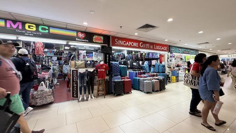 Lucky Plaza, 304 Orchard Road, Orchard / River Valley, 140 sqft, Mall Shop For Rent, by Alvin Chua, 500266544 - CommercialGuru.com.sg