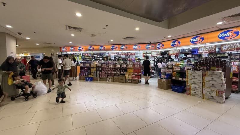 Lucky Plaza, 304 Orchard Road, Orchard / River Valley, 140 sqft, Mall Shop For Rent, by Alvin Chua, 500266544 - Interior - CommercialGuru.com.sg