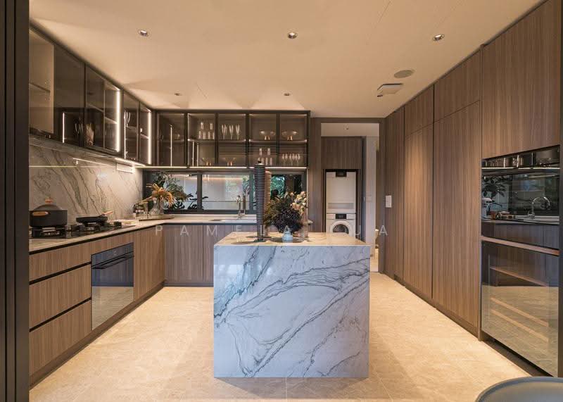 MEYER BLUE, 83 Meyer Road, East Coast / Marine Parade, 5 Bedrooms, 1,905 sqft, Condominium For Sale, by Pamela Lua, 500266547 - Kitchen - PropertyGuru.com.sg