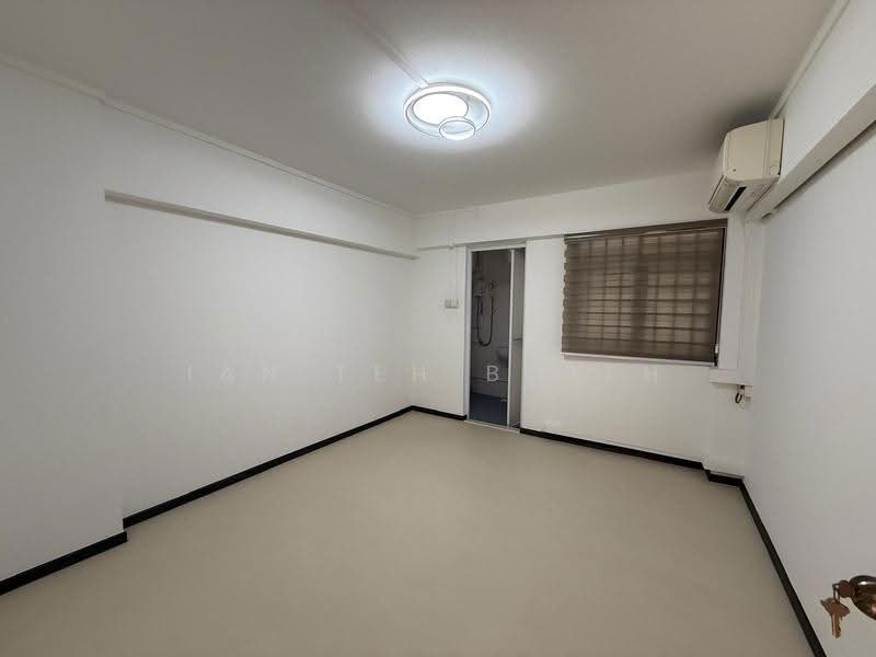 Designer deco! 3mins to Yishun MRT! #02 Next to Corner! Vacant! View Anytime! ALMOST SOLD!, Yishun central, 3 Bedrooms, 904 sqft, HDB Flat For Sale, by Ian Teh Boleh, 500266548 - Interior - PropertyGuru.com.sg