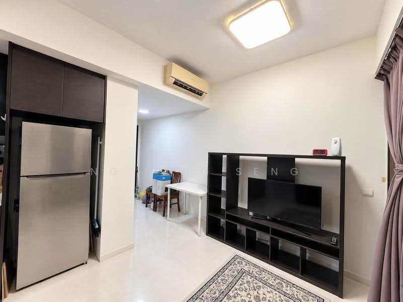 The Inflora, 51 Flora Drive, Changi Airport / Changi Village, 1 Bedroom, 463 sqft, Condominium For Rent, by Ng Kang Seng, 500266557 - Living Room - PropertyGuru.com.sg