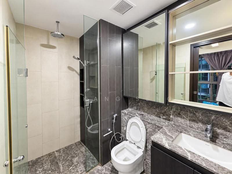 The Inflora, 51 Flora Drive, Changi Airport / Changi Village, 1 Bedroom, 463 sqft, Condominium For Rent, by Ng Kang Seng, 500266557 - Bathroom - PropertyGuru.com.sg