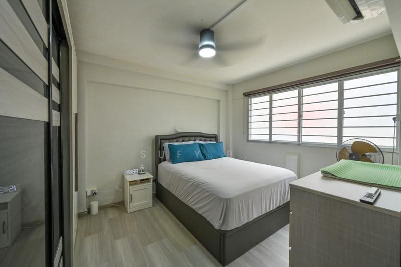 112 Bedok North Road, 112 Bedok North Road, Bedok / Upper East Coast, 3 Bedrooms, 1,259 sqft, HDB Flat For Sale, by Sufy B., 500266568 - Master Bedroom - PropertyGuru.com.sg