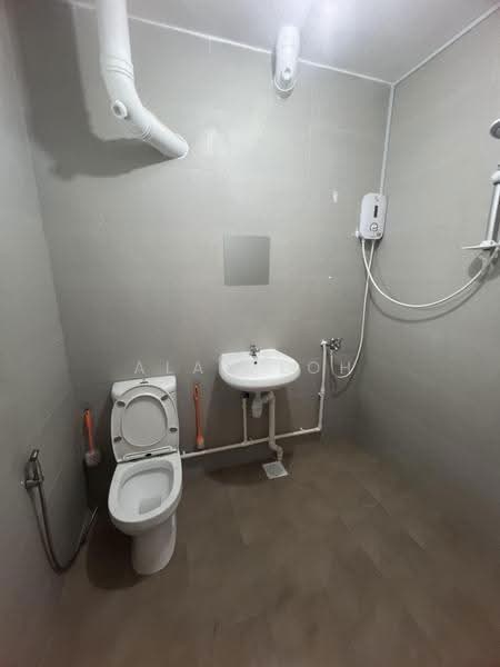148 Gangsa Road, 148 Gangsa Road, Dairy Farm / Bukit Panjang / Choa Chu Kang, Room Rental, 120 sqft, HDB Flat For Rent, by Alan Loh, 500266572 - Bathroom - PropertyGuru.com.sg