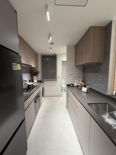 Lucerne Grand, Lakeside Drive, Boon Lay / Jurong / Tuas, 3 Bedrooms, 883 sqft, Condominium For Sale, by Rick Yeong 杨祖耀, 500266576 - PropertyGuru.com.sg