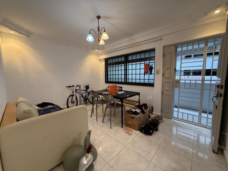 502 Jelapang Road, 502 Jelapang Road, Dairy Farm / Bukit Panjang / Choa Chu Kang, 3 Bedrooms, 1,098 sqft, HDB Flat For Sale, by Lewis Tam, 500266580 - Living Room - PropertyGuru.com.sg