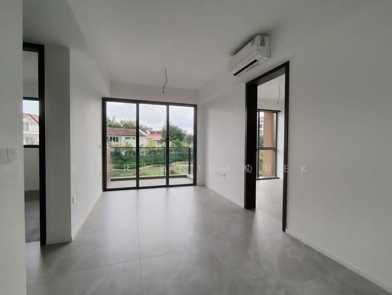 AMO Residence, 21 Ang Mo Kio Rise, Ang Mo Kio / Bishan / Thomson, 2 Bedrooms, 743 sqft, Condominium For Sale, by Kelly Tang, 500266589 - Living Room - PropertyGuru.com.sg