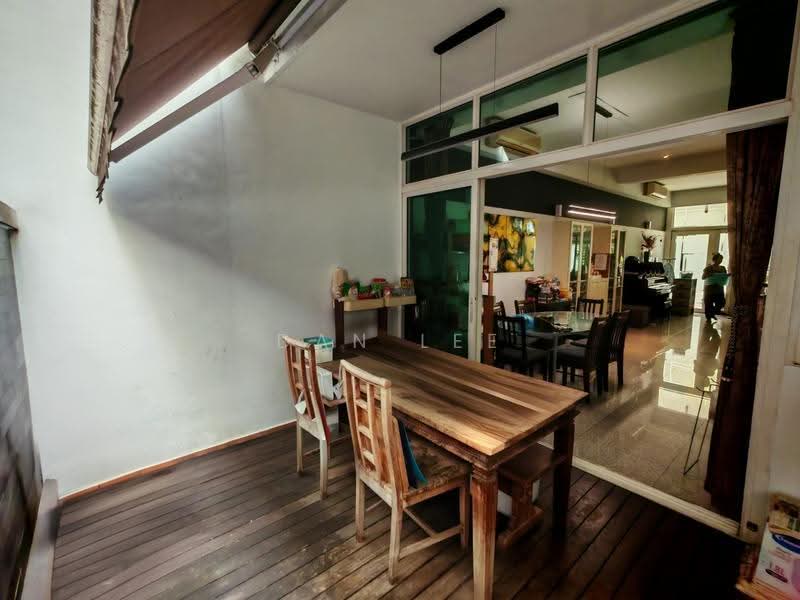 The Shaughnessy, 2 Miltonia Close, Sembawang / Yishun, 5 Bedrooms, 3,509 sqft, Cluster House For Sale, by Dan Lee, 500266594 - Dining Room - PropertyGuru.com.sg