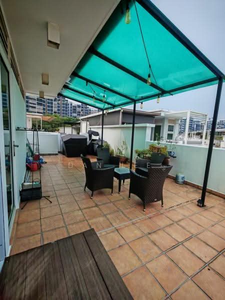 The Shaughnessy, 2 Miltonia Close, Sembawang / Yishun, 5 Bedrooms, 3,509 sqft, Cluster House For Sale, by Dan Lee, 500266594 - Balcony - PropertyGuru.com.sg