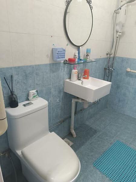 297 Bukit Batok Street 22, 297 Bukit Batok Street 22, Dairy Farm / Bukit Panjang / Choa Chu Kang, Room Rental, 100 sqft, HDB Flat For Rent, by Alex Teoh, 500266606 - Bathroom - PropertyGuru.com.sg