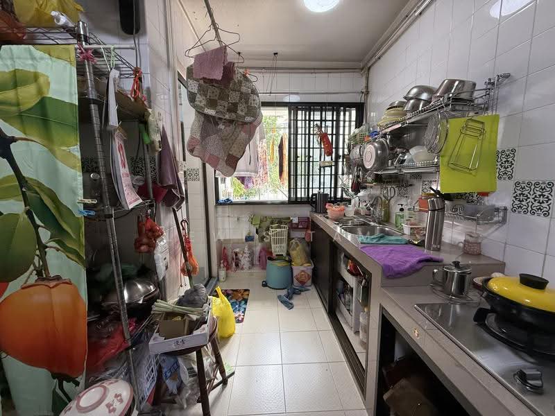 839 Jurong West Street 81, 839 Jurong West Street 81, Boon Lay / Jurong / Tuas, 3 Bedrooms, 1,367 sqft, HDB Flat For Sale, by Lewis Tam, 500266607 - Kitchen - PropertyGuru.com.sg