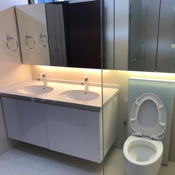 Philips Avenue, Hougang / Punggol / Sengkang, 5 Bedrooms, 4,000 sqft, Detached House For Rent, by Shen Sherry, 500266624 - Bathroom - PropertyGuru.com.sg