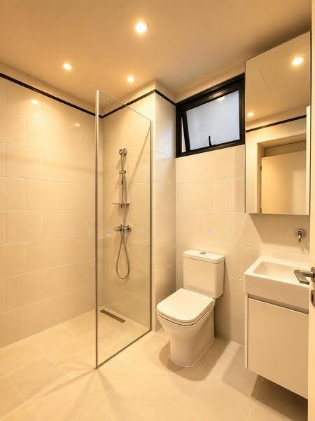 Village @ Pasir Panjang, 463 Pasir Panjang Road, Buona Vista / West Coast / Clementi New Town, 3 Bedrooms, 1,012 sqft, Condominium For Sale, by Leslie Tay, 500266630 - Bathroom - PropertyGuru.com.sg