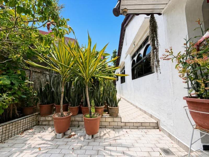 Jalan Asas, Dairy Farm / Bukit Panjang / Choa Chu Kang, 3 Bedrooms, 2,500 sqft, Semi-Detached House For Sale, by Pang Chun Enn, 500266631 - Exterior - PropertyGuru.com.sg