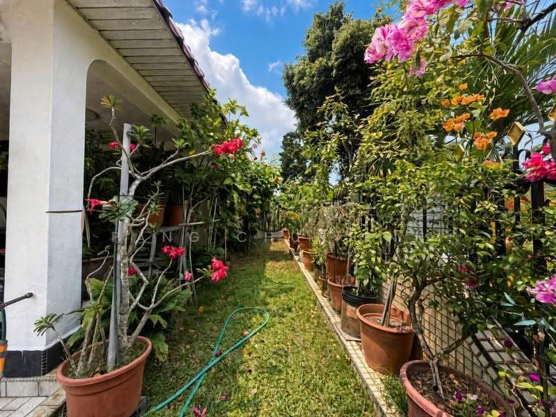 Jalan Asas, Dairy Farm / Bukit Panjang / Choa Chu Kang, 3 Bedrooms, 2,500 sqft, Semi-Detached House For Sale, by Pang Chun Enn, 500266631 - Exterior - PropertyGuru.com.sg