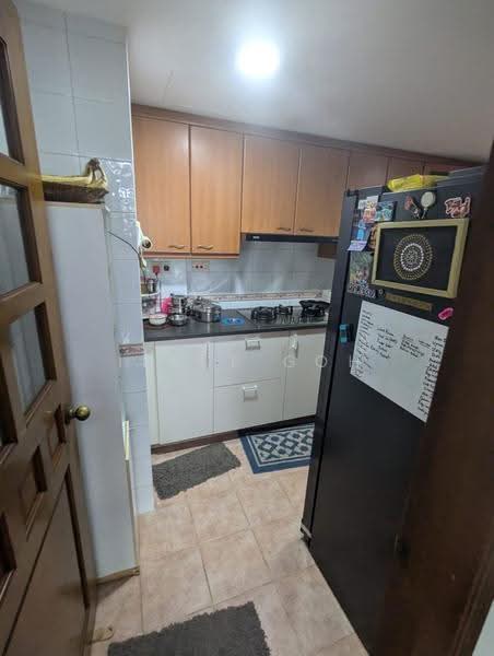 Eastvale, 31 Pasir Ris Drive 3, Pasir Ris / Tampines, 3 Bedrooms, 1,195 sqft, Condominium For Sale, by Irene Goh, 500266642 - Kitchen - PropertyGuru.com.sg