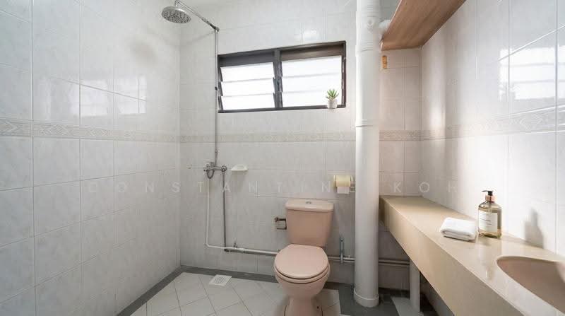 658 Woodlands Ring Road, 658 Woodlands Ring Road, Admiralty / Woodlands, 4 Bedrooms, 1,550 sqft, HDB Flat For Rent, by Constantine Koh, 500266652 - Bathroom - PropertyGuru.com.sg