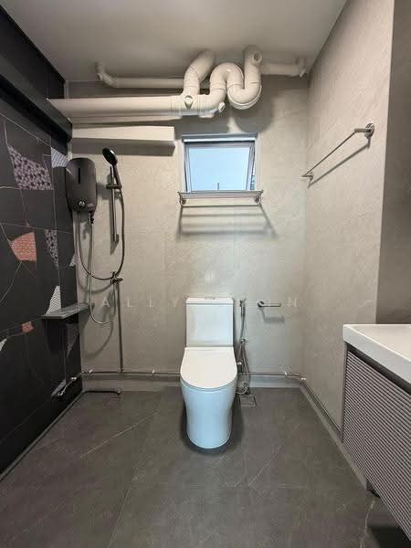 339B Sembawang Close, 339B Sembawang Close, Sembawang / Yishun, Room Rental, 300 sqft, HDB Flat For Rent, by Ally Chin, 500266677 - Bathroom - PropertyGuru.com.sg