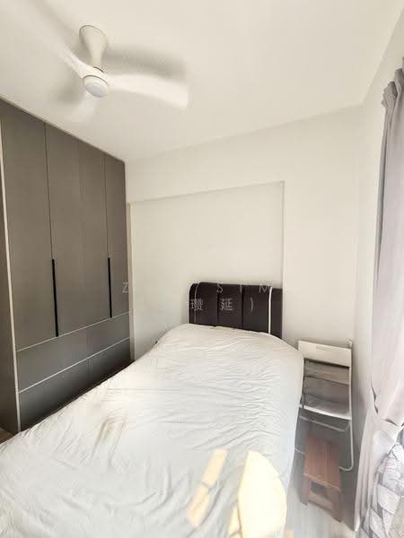 Carissa Park Condo, 2 Flora Drive, Changi Airport / Changi Village, 2 Bedrooms, 947 sqft, Condominium For Sale, by Zan Sim (沈瓒延), 500266679 - Bedroom - PropertyGuru.com.sg